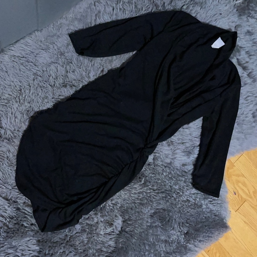 Black ruched sweater tunic 3/4 length sleeves
